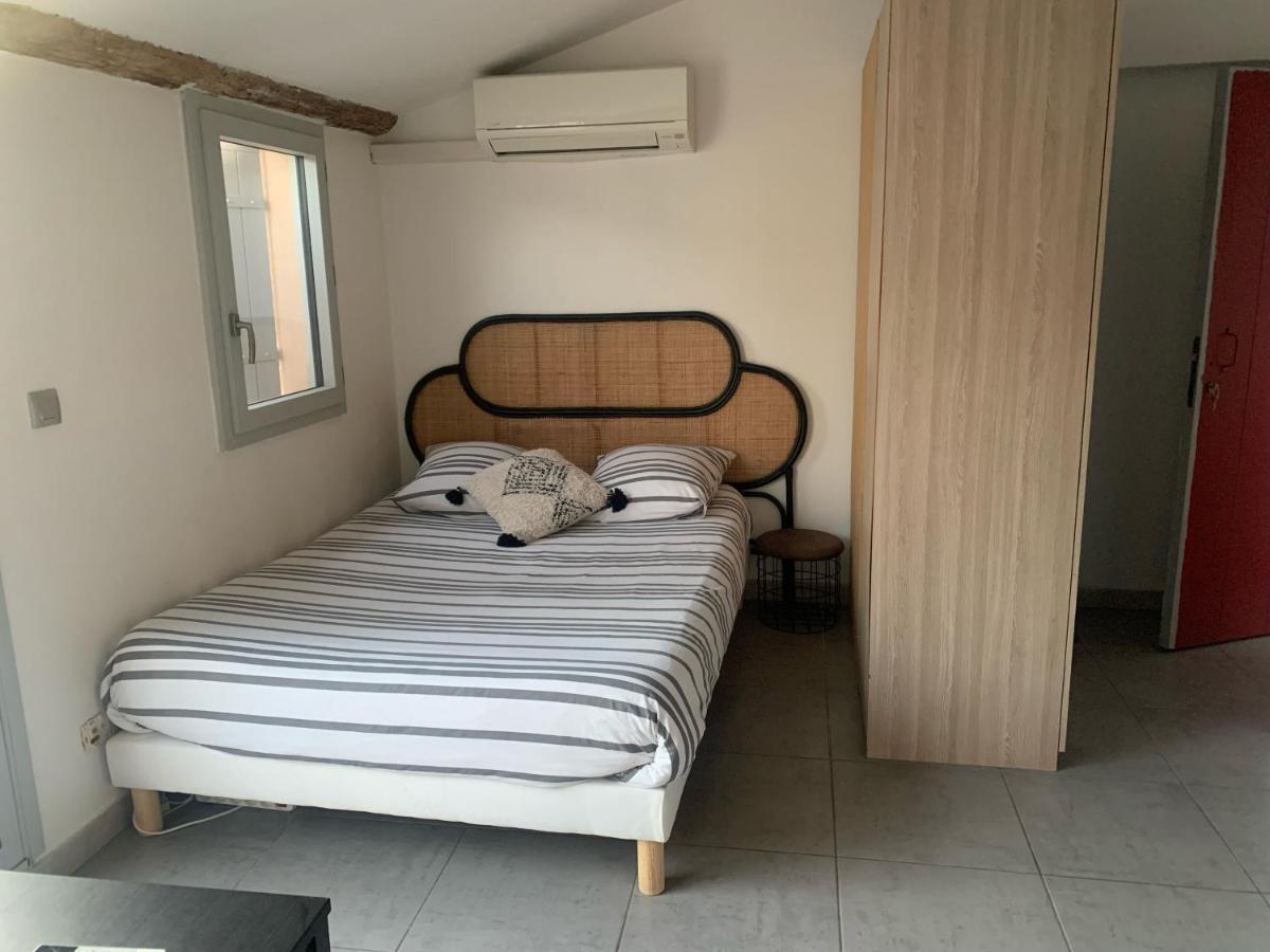 Studio Avec Terrasse آيكس أومبروفينس المظهر الخارجي الصورة