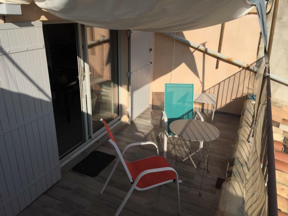 Studio Avec Terrasse آيكس أومبروفينس المظهر الخارجي الصورة